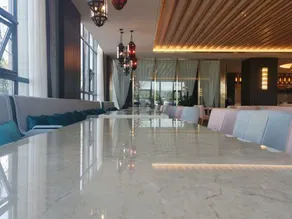 Alston Hotel - Image 2