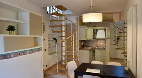 Italian Vacation Homes - Maison Turquoise du Lac - Image 2