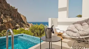 Enilion Luxury Suites - Image 3
