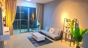 Amerin Suite I Seri Kembangan Balakong I City View I Balcony I Mall I Family - Image 2