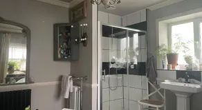 B & B Ryde - Image 2