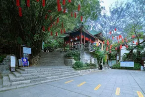 Yiduo Light Hotel - Image 4