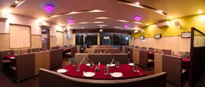 Hotel Caravan - Image 2