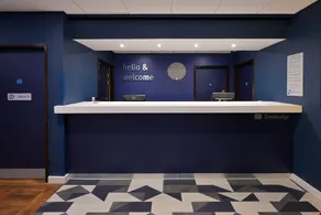Travelodge High Wycombe Central - Image 3