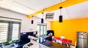 HOSTEL KATUNAYAKE At COLOMBO AIRPORT TRANSIT - Image 5