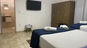 Casa com alojamento, para até 19 pessoas - Image 2