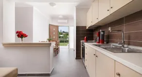 Santos Luxury Apartments - Image 4