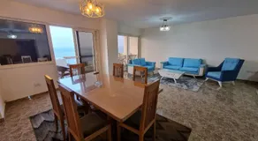 Midpoint Sea View - families only - Image 3