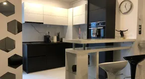 Stylish Westpark 2 Residence Lake View W8 - Image 3