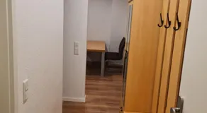 Schöne Dachgeschoss Wohnung - Image 4