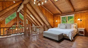 Riverside Retreat - Image 2