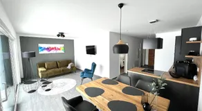 Living797 - Image 2