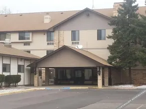 Norwood Inn Minneapolis Roseville - Image 5