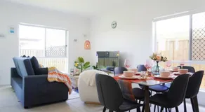 New Utopia 4 Bedrooms House near Springfield - Image 4