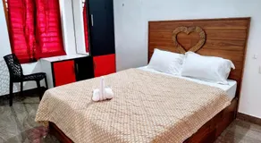 Flavoury Restaurant & Rooms - Image 3