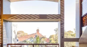 Camperdown- Luxury Architectural Apartment Escape - Image 2