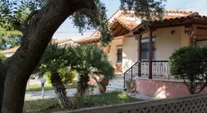Holiday home in Nea Plagia, Chalkidiki - Image 5