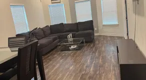 Updated Home, King bed suite Gated Free Parking - Image 4