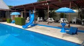 Hotel Oasis Beach Club - Image 4