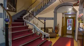 Hotel Estoril Porto - Image 2
