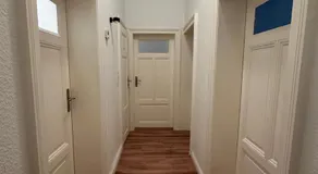 Frankfurt airport 4 bedroom apartment - Image 3