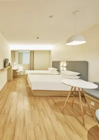 Hanting Hotel Shanghai North Melin Road Metro Station - Image 5