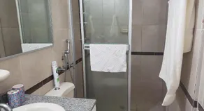 Elegante apartamento discreto, con playa y piscina - Image 2