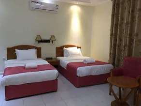 WAVES HOTEL - Image 4