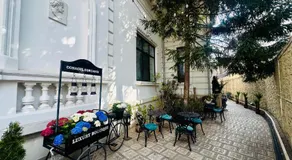 Conacul Coroanei Luxury Boutique - Image 5