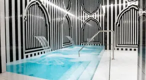 Gran Hotel Claridge Granada - Preferred Hotels & Resorts - Image 2