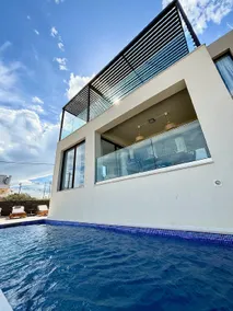Luxury Sunset Villa with Private Pool & Sea Views - Image 4