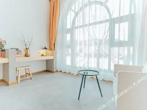 Jin Yanan · Xueshe Homestay - Image 4