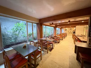Hotel Apsara & Restaurant In Darjeeling With Mountain View Room - Image 2