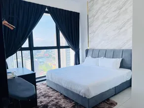 Urban Suites Georgetown l SeaView & CityView l Family Stay - Image 5