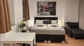 Stuttgart City Apartment B - Image 2
