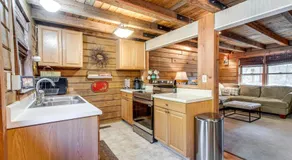 Its a Cabin Life 4 bed 2 bath - Image 5
