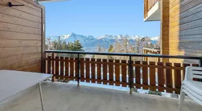 Les Mayens de l'Ours - At the foot of Piste de l'Ours' slope! - Image 4