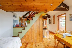 Serene Bantry Bay Cabin Retreat - Image 2