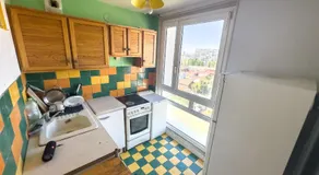 Chambre privée avec lit king-size dans un appartement partagé à 5 min du métro 7 à Paris Orly - Image 3