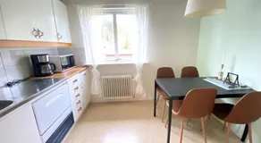 Härlig lägenhet med fri parkering - Image 3