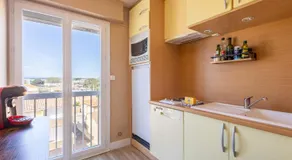 dansnotreappart-com "T3 vue exceptionnelle sur mer" - Image 4