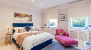 5 MIN TO CASTLE & SHOPS - CHARMING CHARACTER HOME - By Tempstay - Image 2