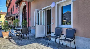 Marina Apartments - Image 5