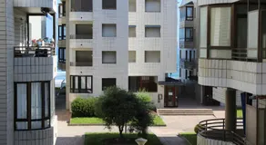 Apartamentos Zarautz Playa2, con piscina y garaje - Image 3