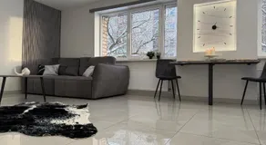 JE downtown suite - Image 4