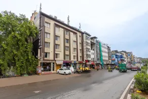Hotel Grand Plaza-City Centre, 2 Minutes-Walking-From New Delhi Station BY M S HOSPITALITY - Image 3