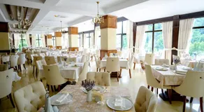 Hotel Poezia - Image 4