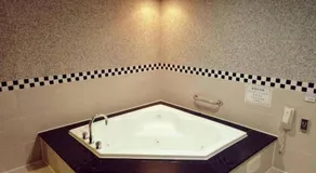 Hua Xiang Motel - Da Chang - Image 4