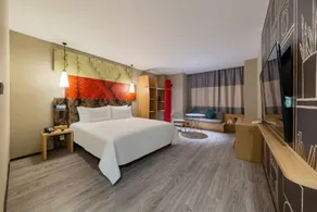 Ibis Xuzhou East Huaihai Road Hotel - Image 2