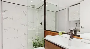 DREWS CBD Central Haven 3 min to Oxford St - Image 3